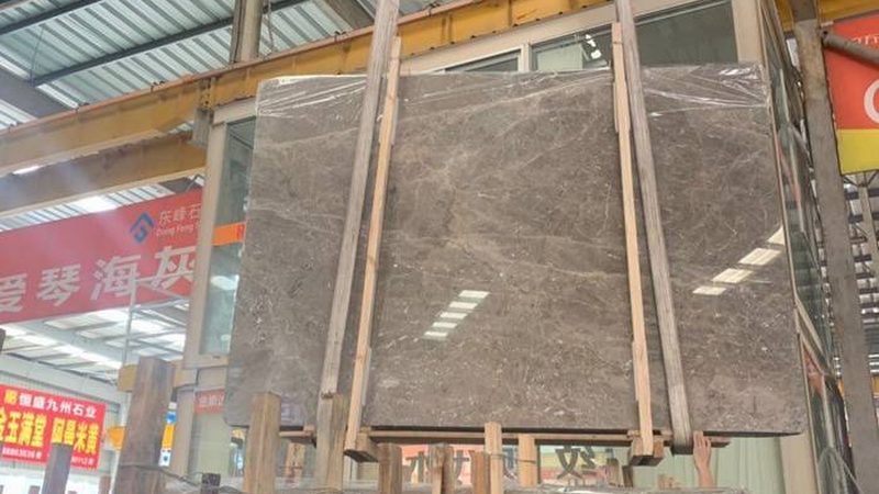 小标题：了解市场行情，知己知彼